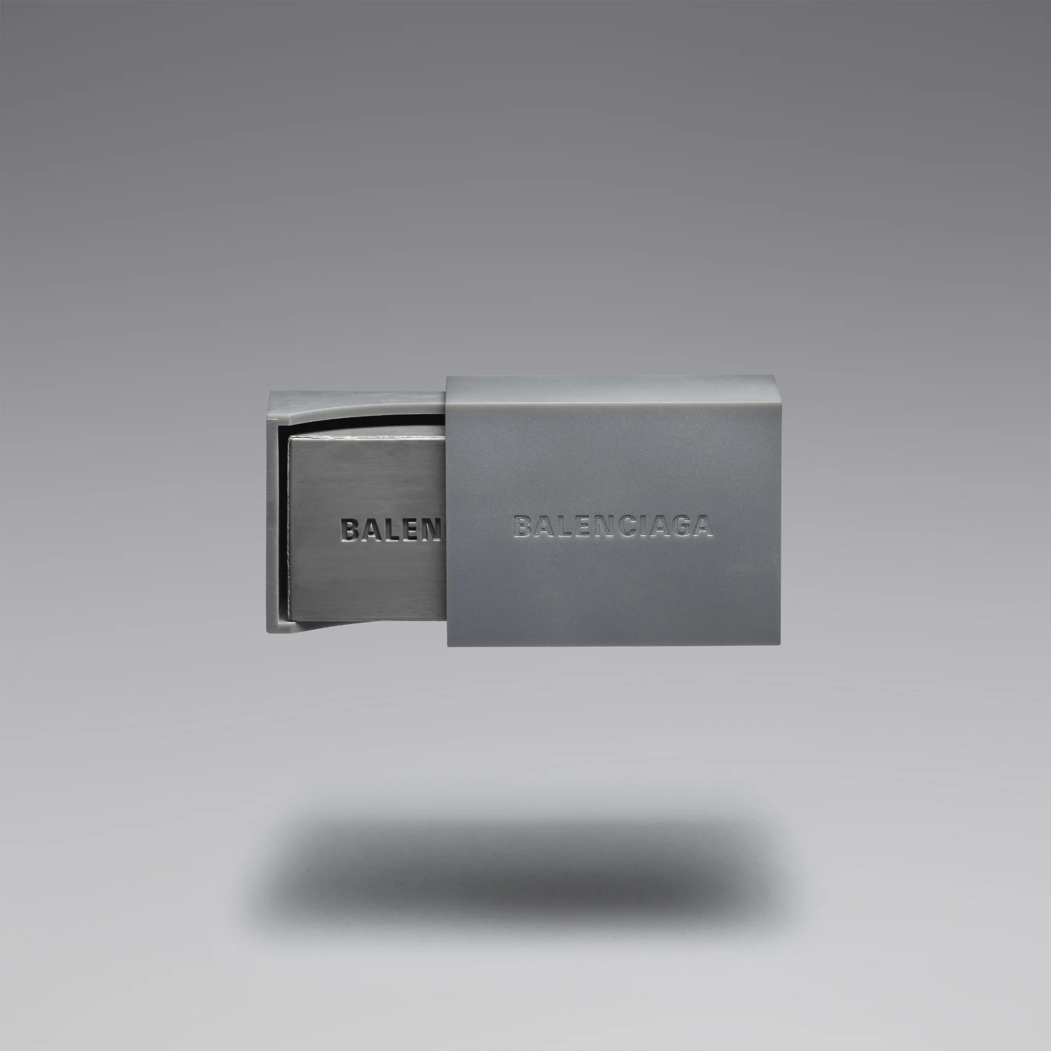 สบู่ Balenciaga สีเทา Concrete พร้อมเคสเรซินปั๊มโลโก้
