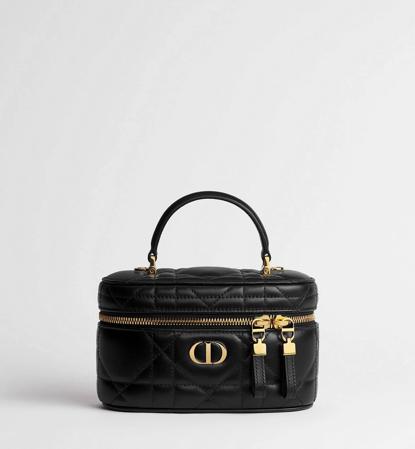 Best vanity case bags review showcasing versatile styling for dinner and casual days
