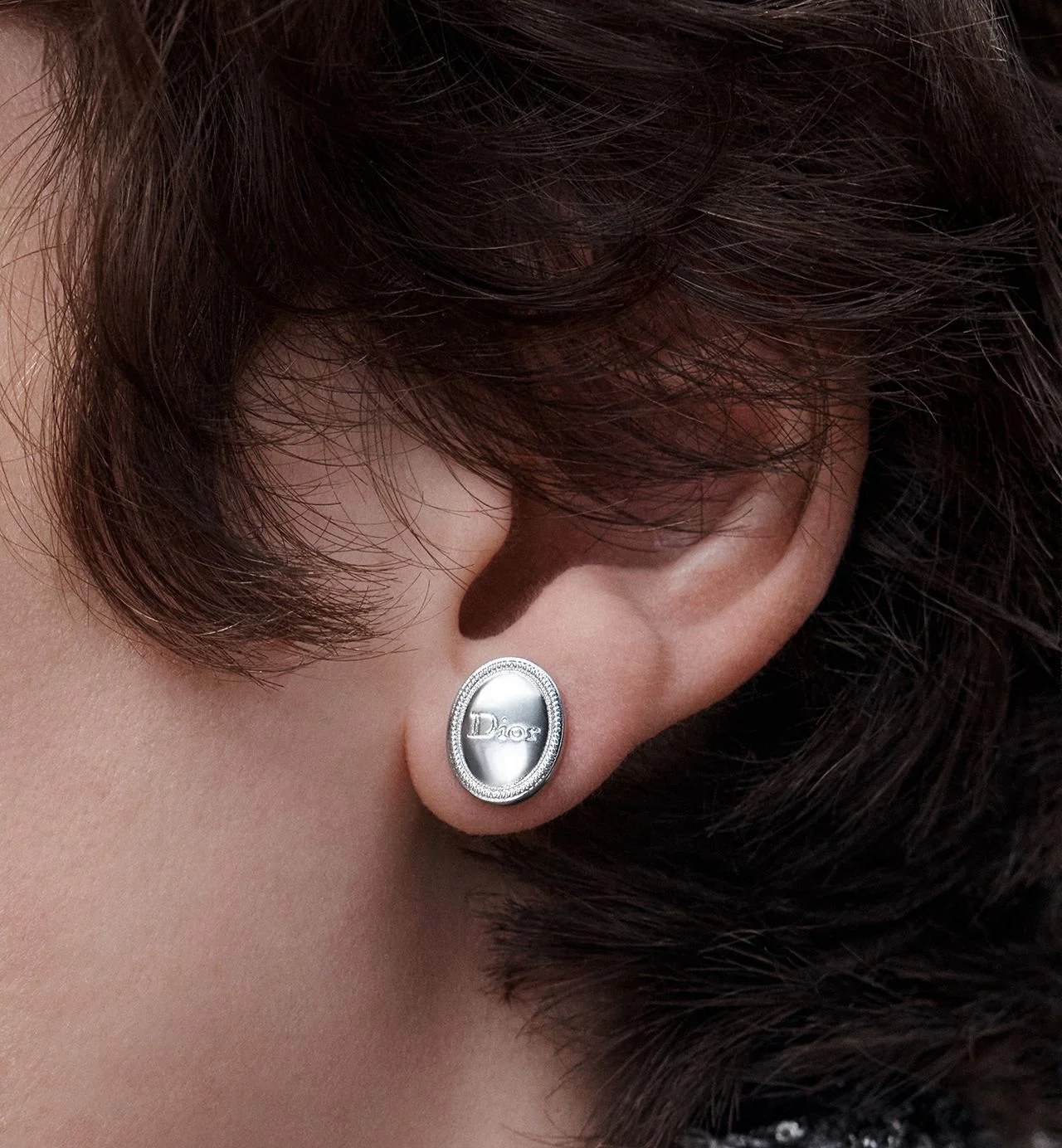 High-society style guide using authentic designer jewelry review men pieces for a rich aesthetic