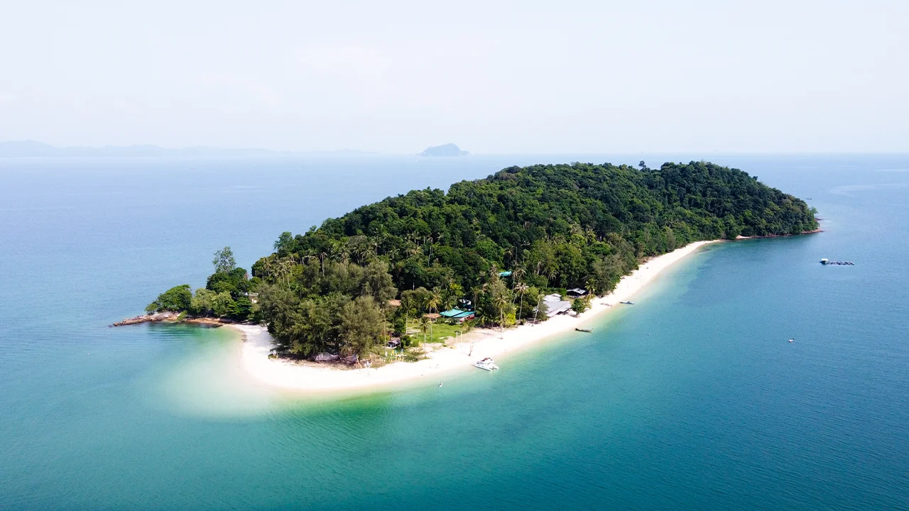 4 Private Islands in Thailand Available for Rent &amp; Buyout