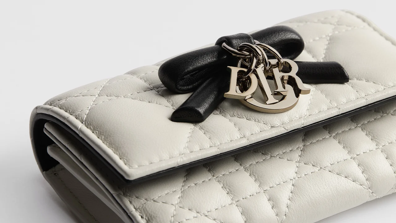 Pastel Luxury Designer Wallets: 5 Color Shade Guide