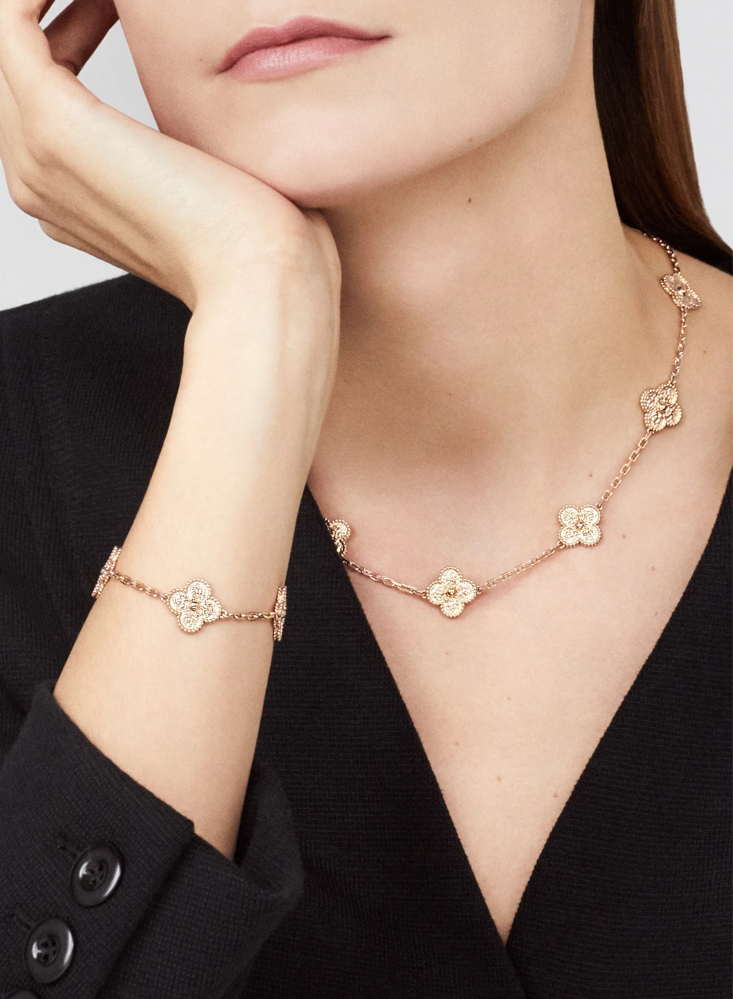 หินมงคลประเภทต่างๆ ของกำไล Van Cleef & Arpels และความหมาย